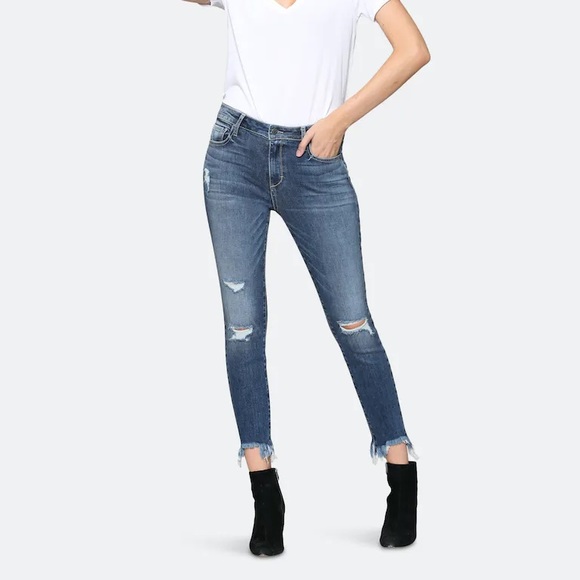 Hidden Denim Distressed Skinny Jeans - Picture 11 of 11